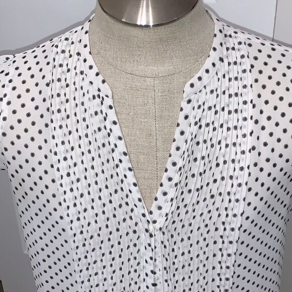 H&M | Pleated Semi-sheer Women’s White Black Polka Dot Blouse Top - Picture 3 of 8
